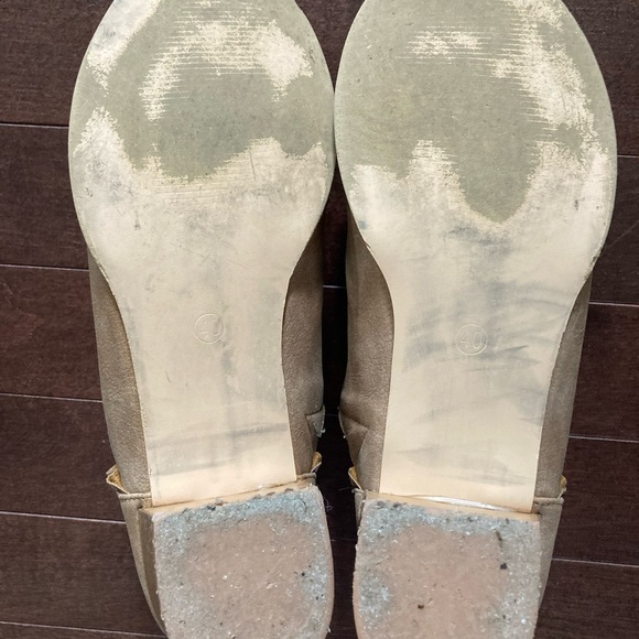 Ruffle tan ankle booties. Size 9/30. EUC - Picture 5 of 6